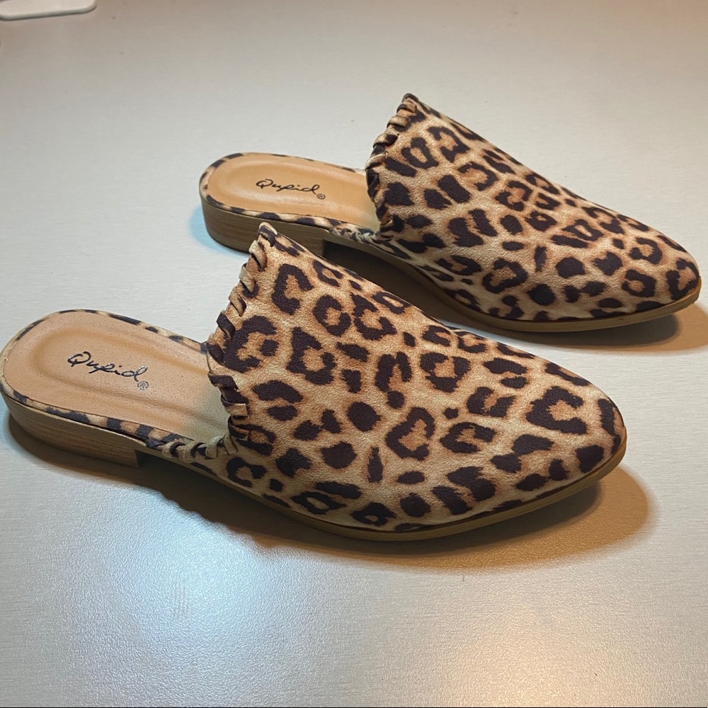 QUPID Leopard Slip-on Mules